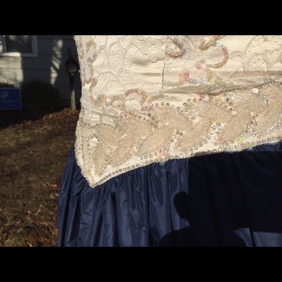 Cinderella ball gown - Picture 7 of 8